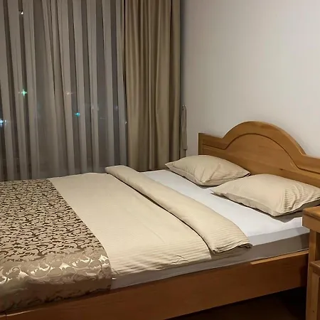 Vip Four Apartment *